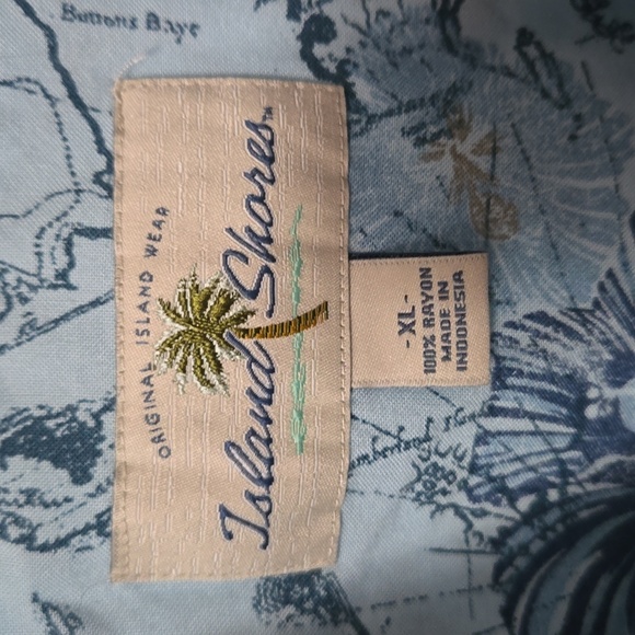 Island Shores tropical short sleeve shirt - Picture 3 of 7